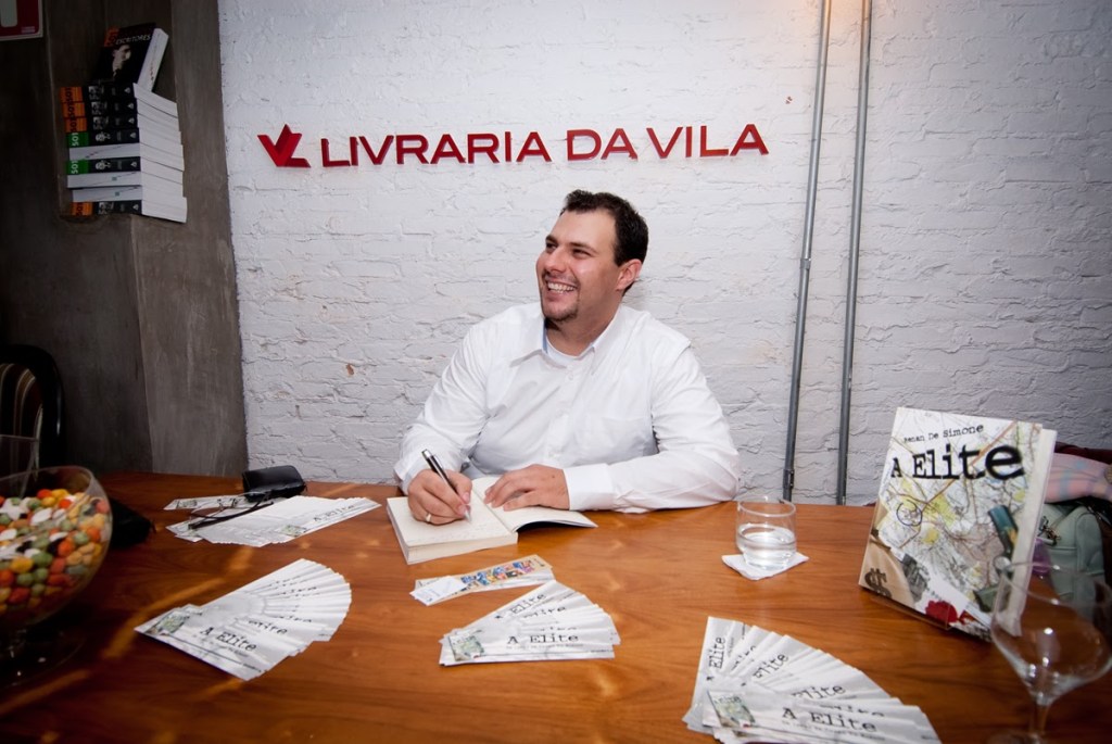 O primeiro livro A&nbsp;Elite